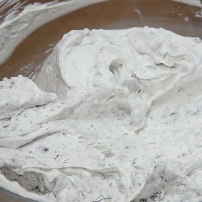 Kem Topping Cream đánh Bông Với Vụn Bánh Oreo